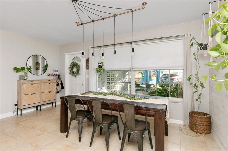 Image 27 of 42 For 3261 6th Ave