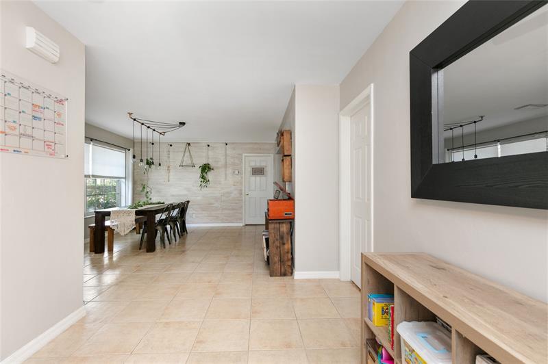 Image 29 of 42 For 3261 6th Ave