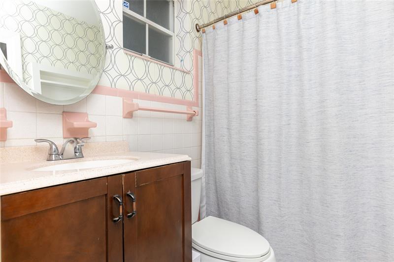 Image 36 of 42 For 3261 6th Ave