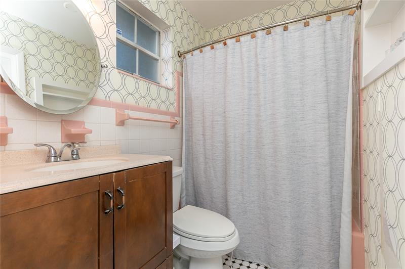 Image 37 of 42 For 3261 6th Ave