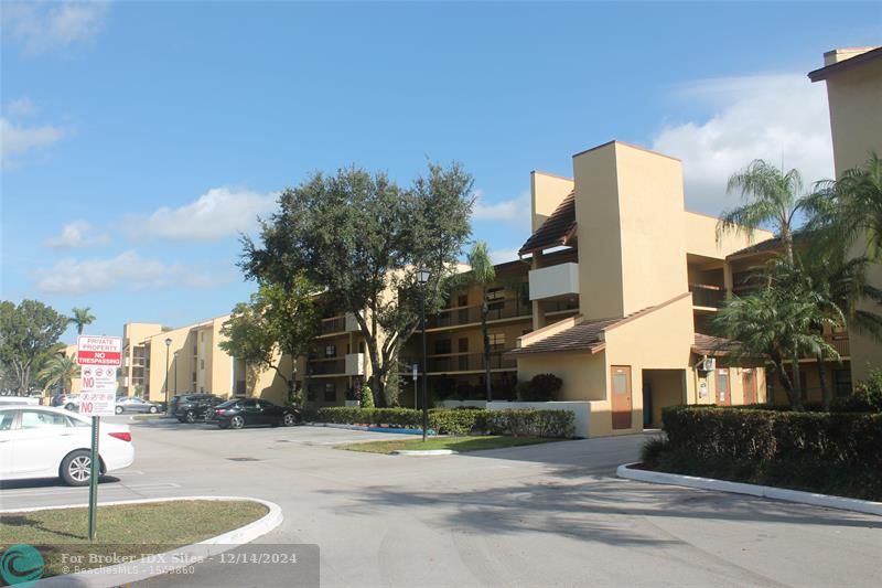 Image 4 of 33 For 2039 Coral Ridge Dr  304