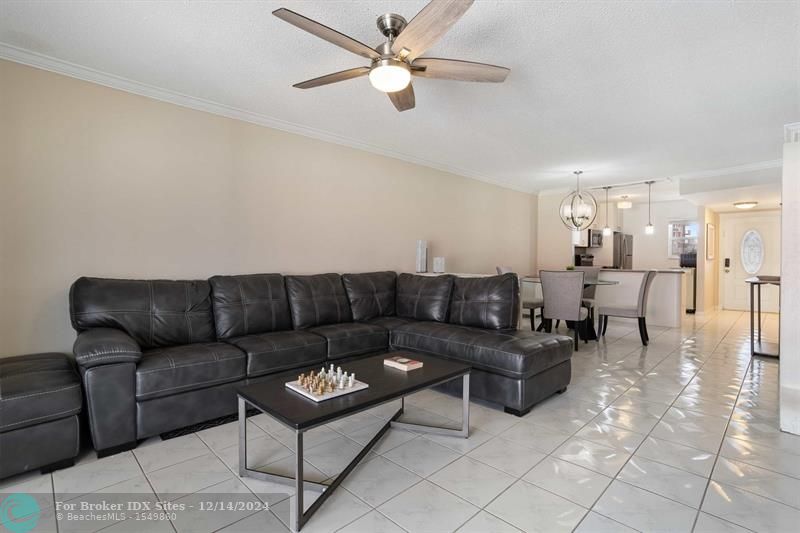 Image 8 of 33 For 2097 Ocean Dr  403