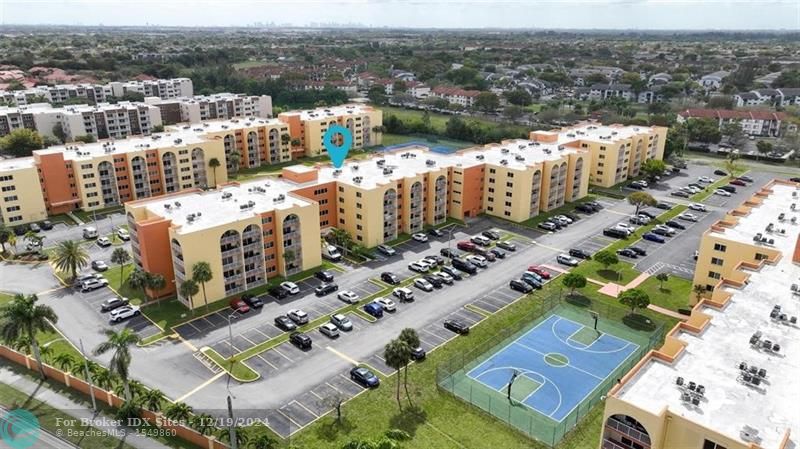 Details for 6990 186th St  4-103, Hialeah, FL 33015