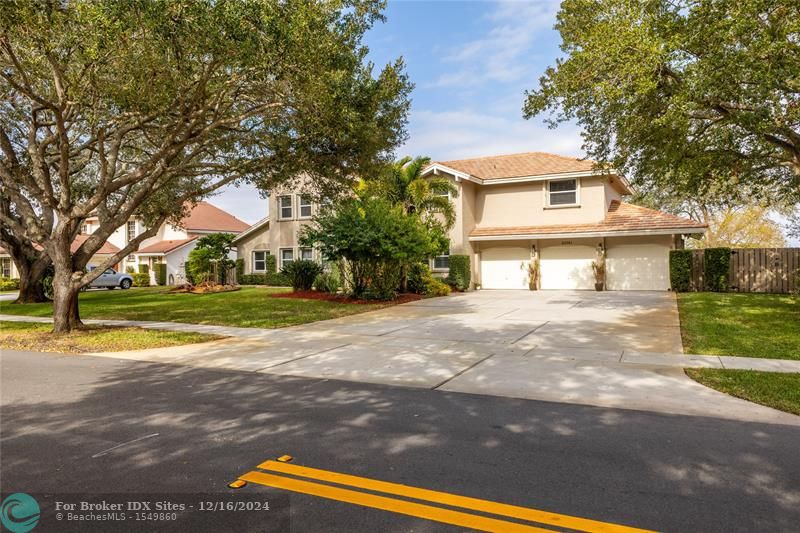 Details for 20381 4th St, Pembroke Pines, FL 33029