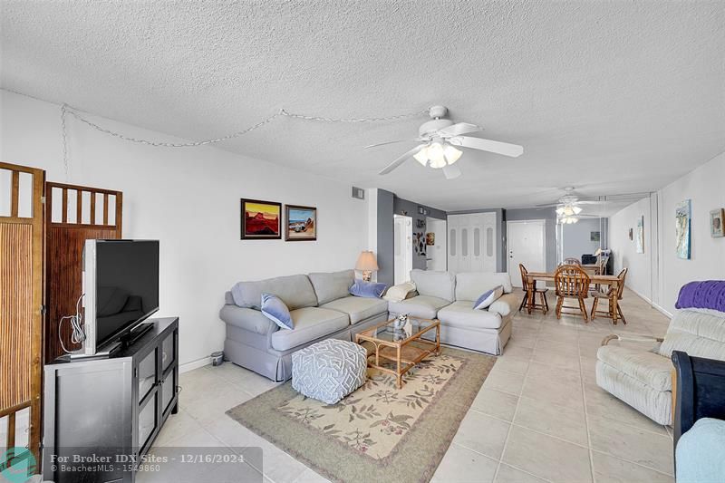 Image 17 of 43 For 801 Ocean Dr  804