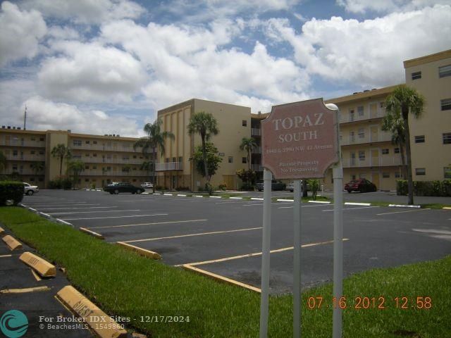 Listing Details for 3990 42nd Ave  210, Lauderdale Lakes, FL 33319