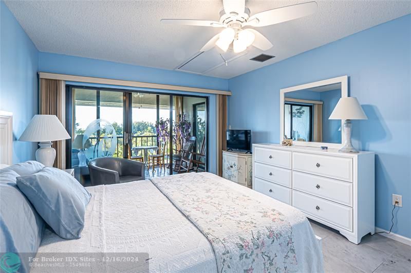 Image 14 of 43 For 2400 Ocean Drive  7463