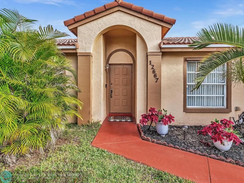 Details for 12667 13th St, Sunrise, FL 33323