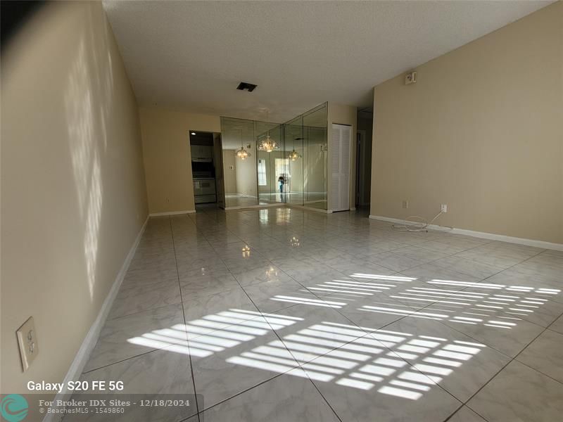 Image 5 of 13 For 11142 Royal Palm Blvd  11142