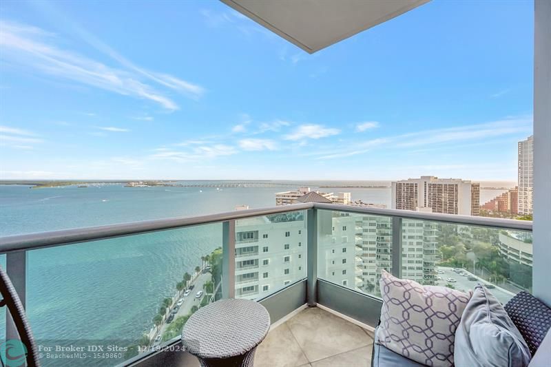 Image 10 of 71 For 1331 Brickell Bay Dr  1908