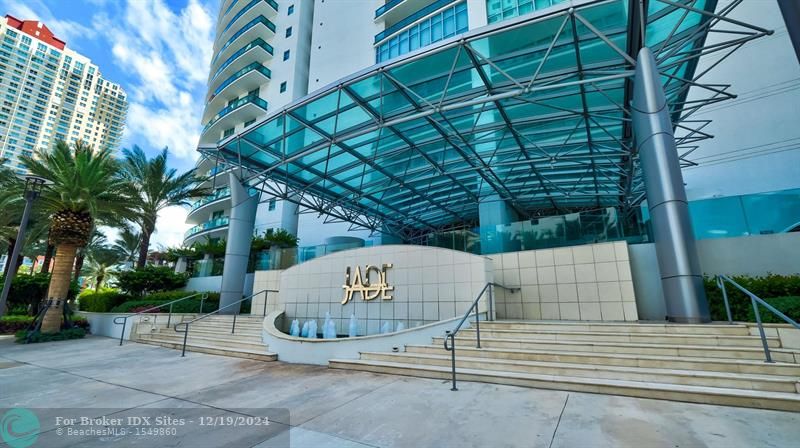 Image 2 of 71 For 1331 Brickell Bay Dr  1908