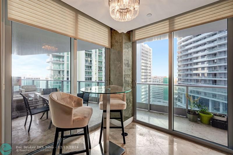 Image 23 of 71 For 1331 Brickell Bay Dr  1908