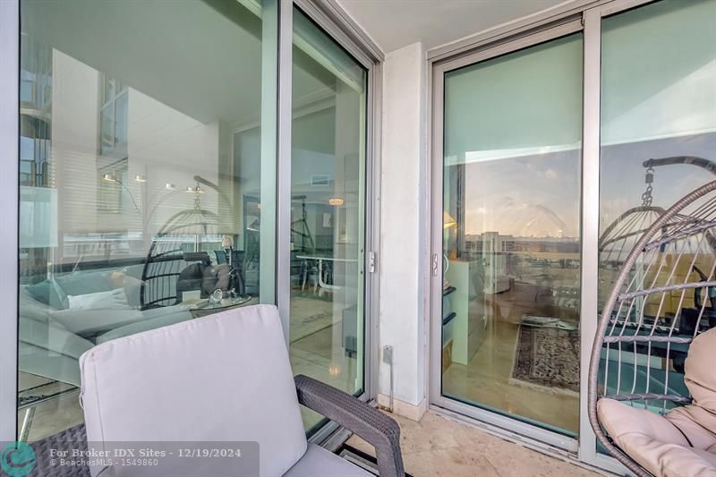 Image 24 of 71 For 1331 Brickell Bay Dr  1908