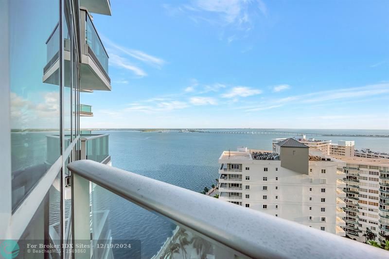 Image 33 of 71 For 1331 Brickell Bay Dr  1908