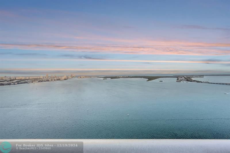 Image 45 of 71 For 1331 Brickell Bay Dr  1908