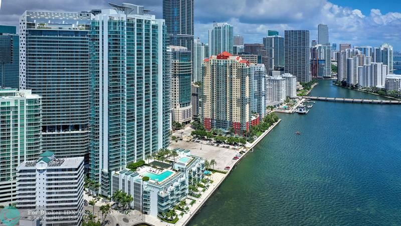 Image 65 of 71 For 1331 Brickell Bay Dr  1908