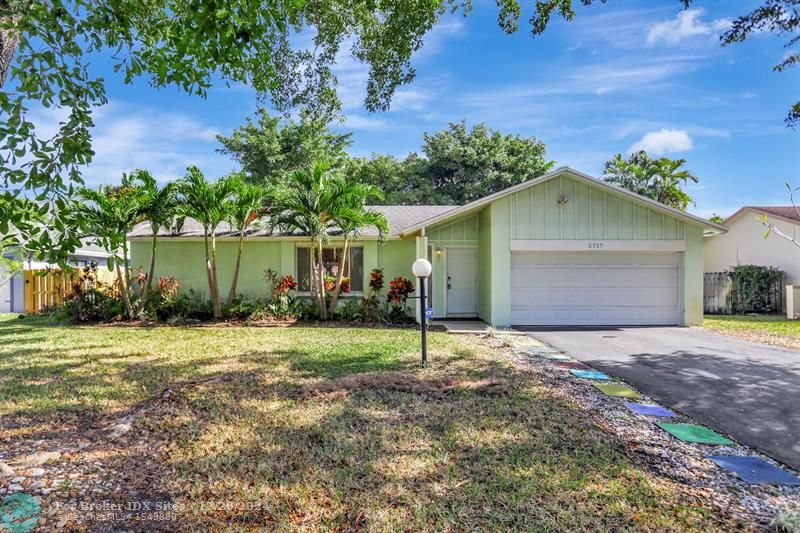 Details for 2717 95th Ter, Coral Springs, FL 33065