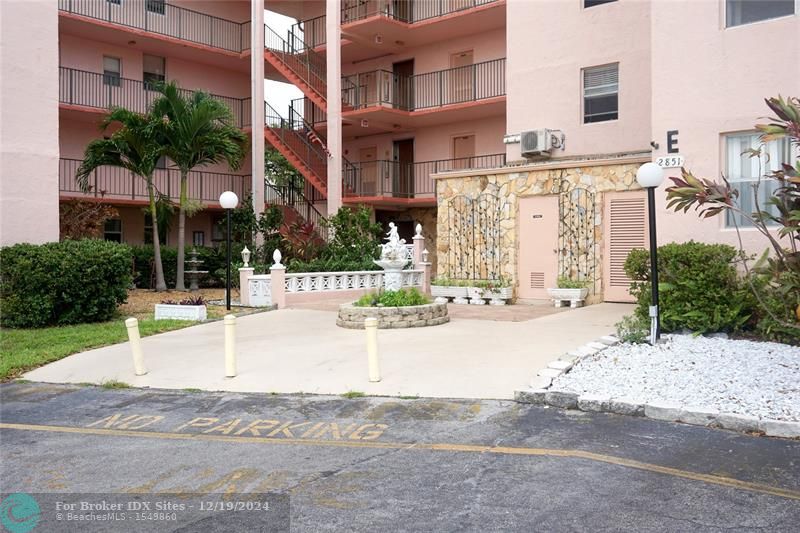 Details for 2851 Somerset Dr  207, Lauderdale Lakes, FL 33311