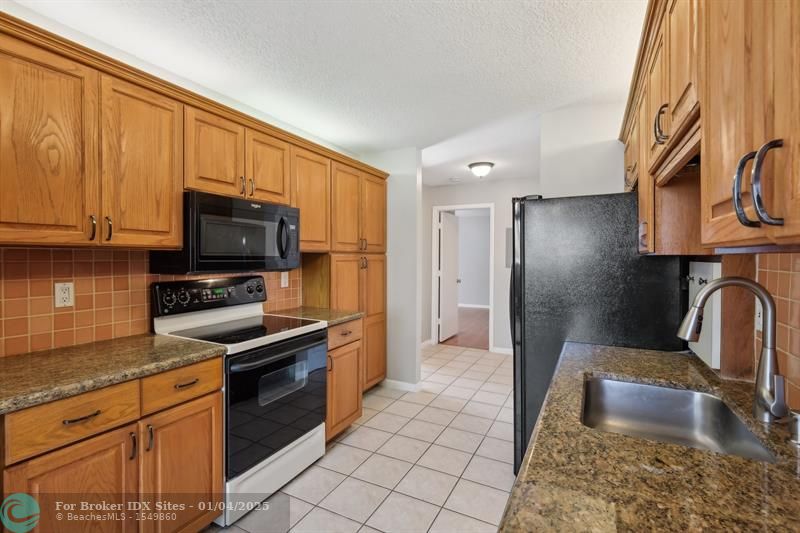 Image 16 of 52 For 2533 Carambola Cir  18108