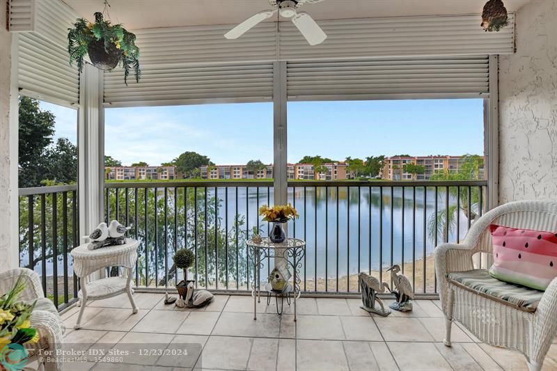 Image 3 of 34 For 6033 Coral Lake Dr  6033