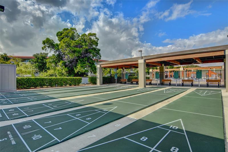 Image 38 of 52 For 4301 Martinique Cir  C3