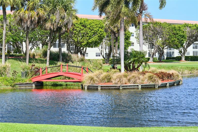 Image 51 of 52 For 4301 Martinique Cir  C3