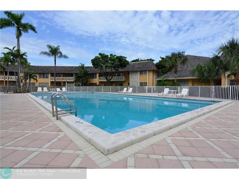 Image 10 of 11 For 7440 Miami Lakes Dr #f206