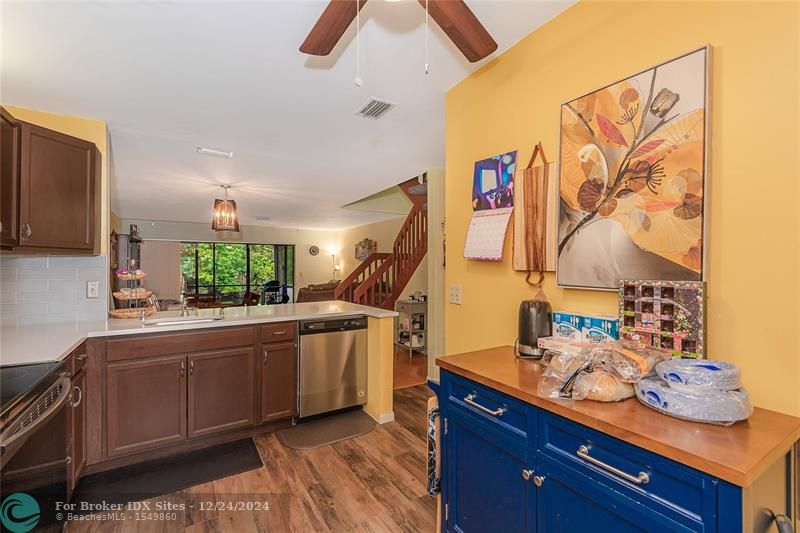 Image 12 of 40 For 3769 Carambola Cir. N.