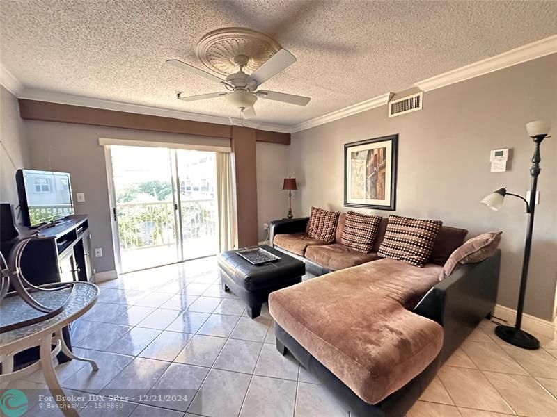 Details for 250 181st Dr  209, Sunny Isles Beach, FL 33160