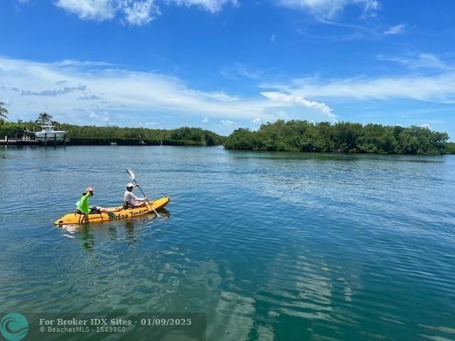 Image 16 of 20 For 309 Calzada De Bougainville