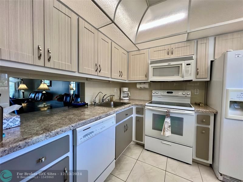 Details for 2861 47th Ter  204, Fort Lauderdale, FL 33313