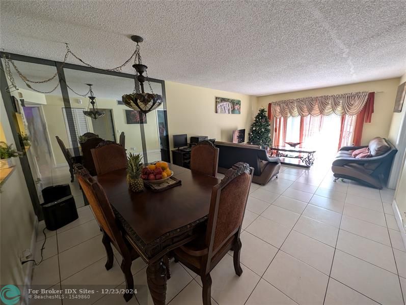 Image 12 of 26 For 6075 Sabal Palm Blvd  204