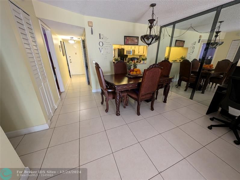 Image 13 of 26 For 6075 Sabal Palm Blvd  204