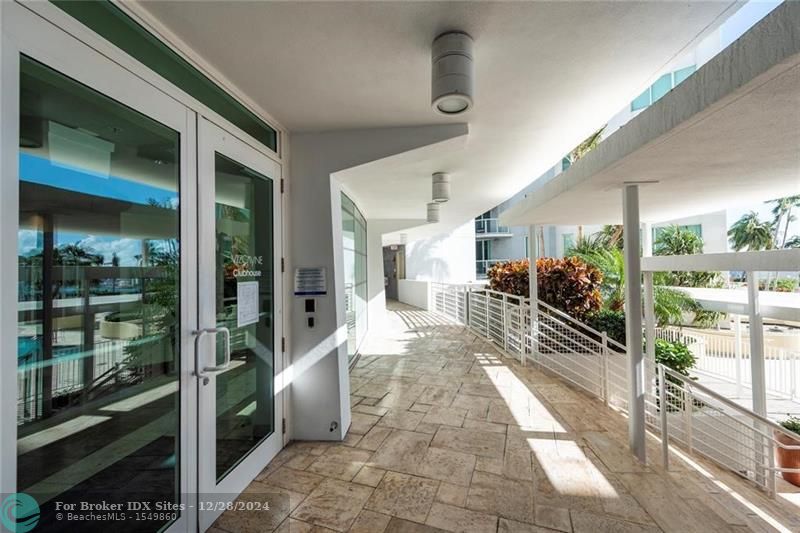 Image 23 of 28 For 244 Biscayne Blvd  2308