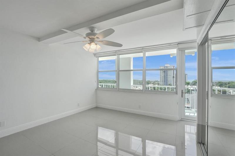 Image 33 of 48 For 2800 Sunrise Blvd  8b