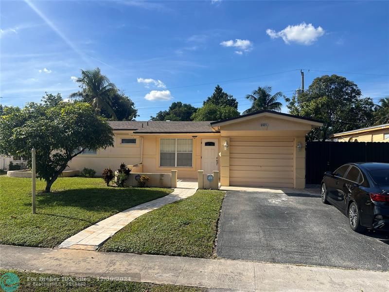 Details for 3521 33rd Ave, Lauderdale Lakes, FL 33309