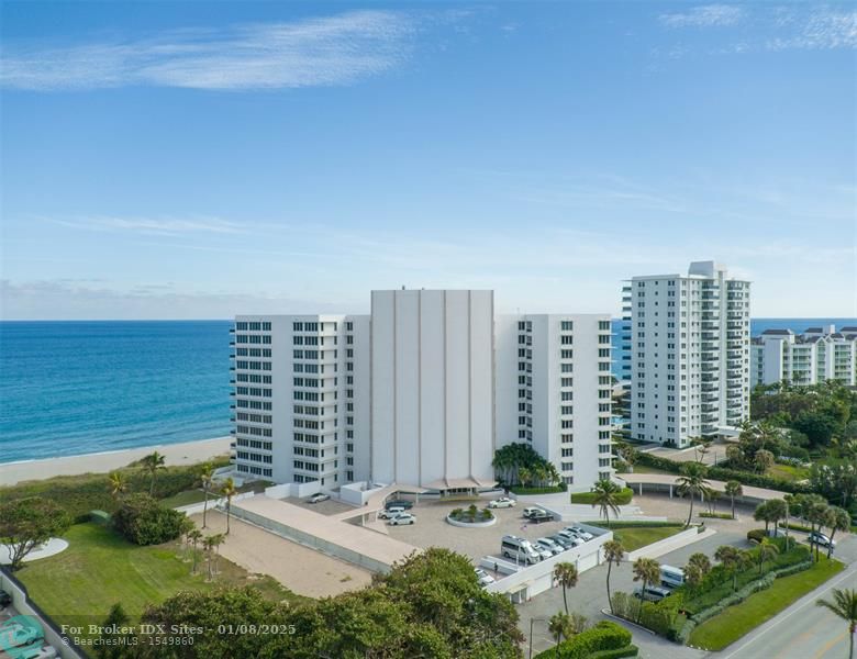 Image 49 of 85 For 700 Ocean Blvd  801