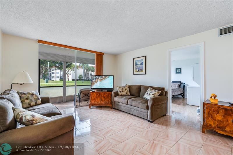 Details for 811 Hollybrook Dr  103, Pembroke Pines, FL 33025