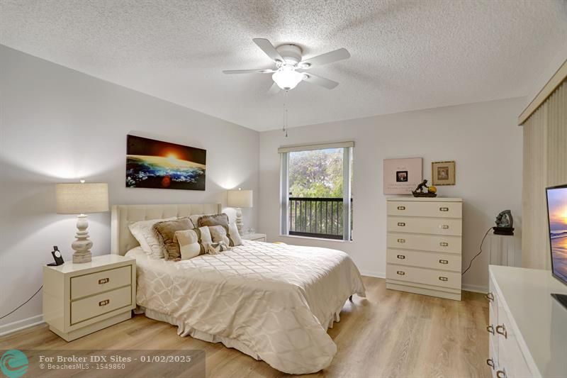 Image 17 of 72 For 3137 Carambola Cir  2369