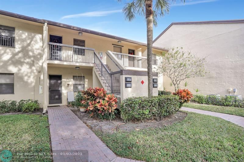 Image 28 of 72 For 3137 Carambola Cir  2369