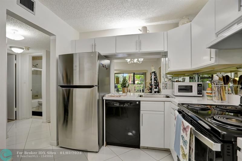 Image 5 of 72 For 3137 Carambola Cir  2369