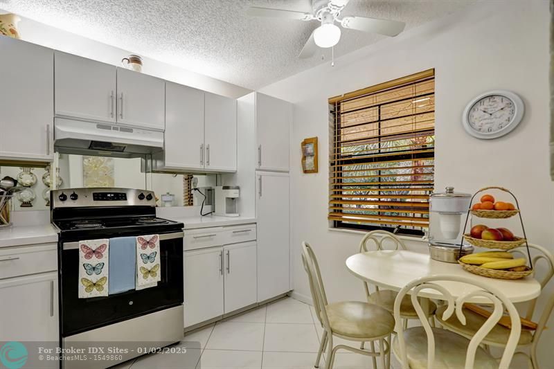 Image 8 of 72 For 3137 Carambola Cir  2369