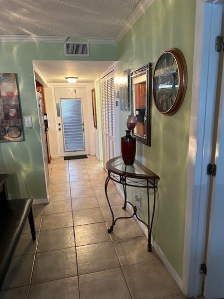 Image 11 of 39 For 9350 Sunrise Lakes Blvd  101