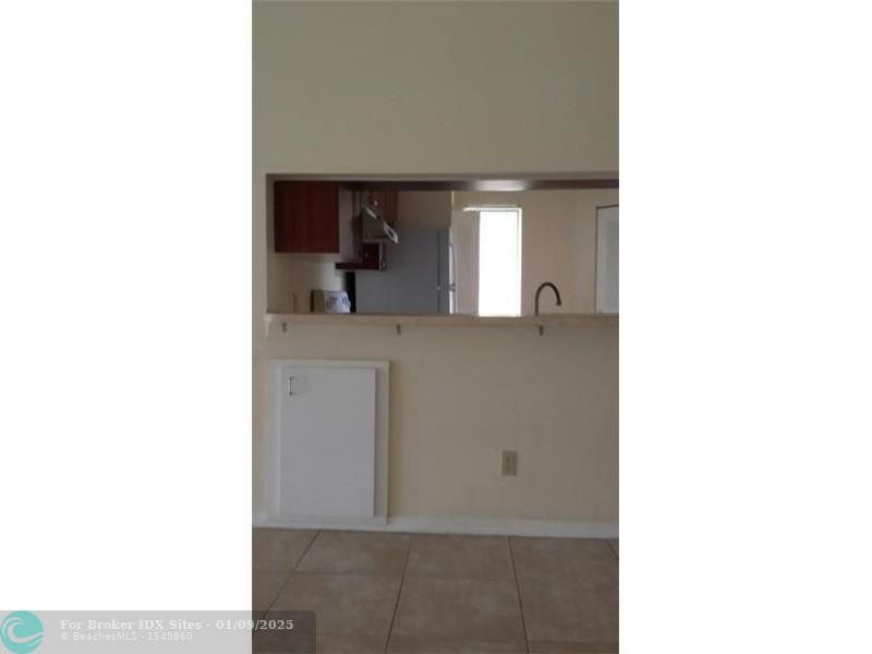 Image 10 of 28 For 1027 Coral Club Dr  1027