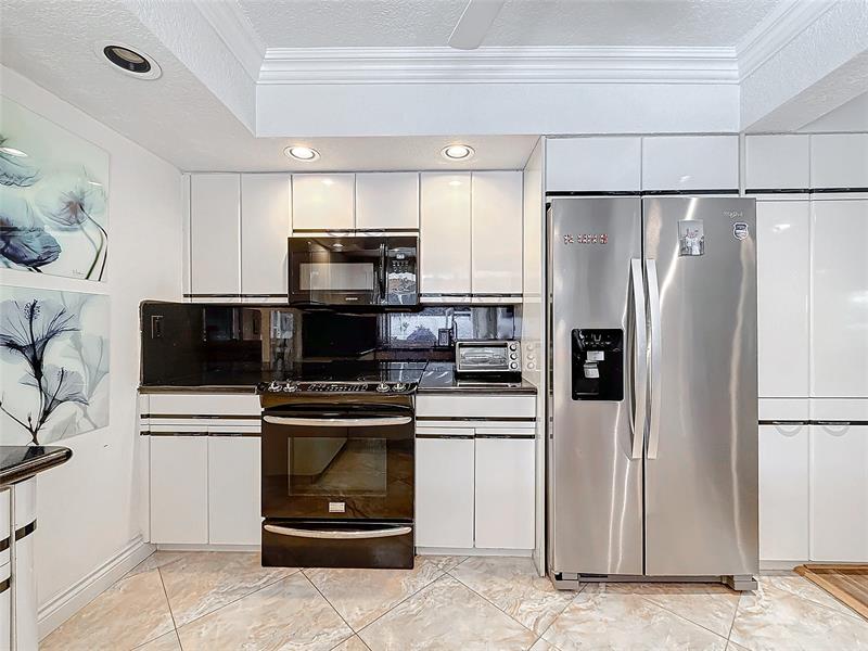 Image 13 of 44 For 4100 25th Ave