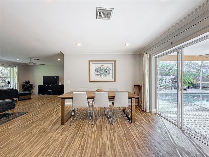 Image 17 of 44 For 4100 25th Ave