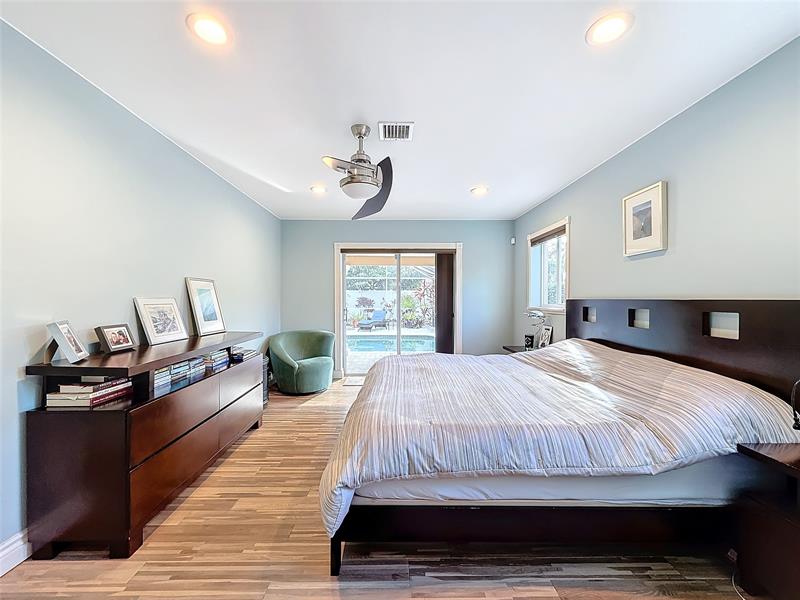 Image 24 of 44 For 4100 25th Ave