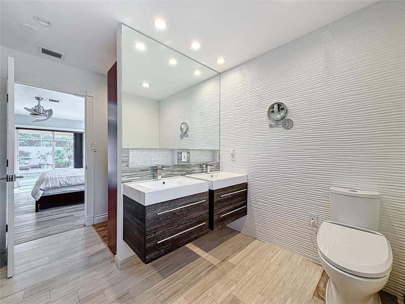 Image 29 of 44 For 4100 25th Ave