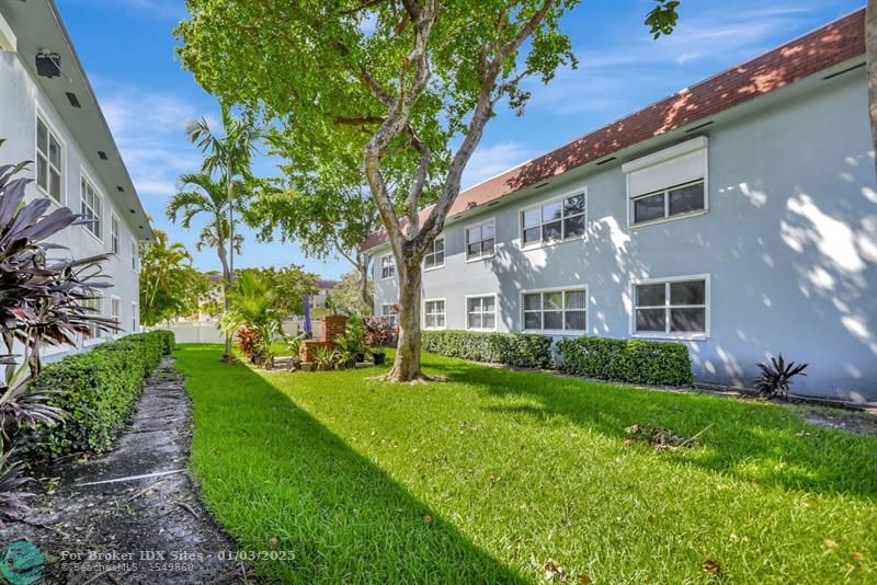 Details for 270 Cypress Rd  211, Pompano Beach, FL 33060