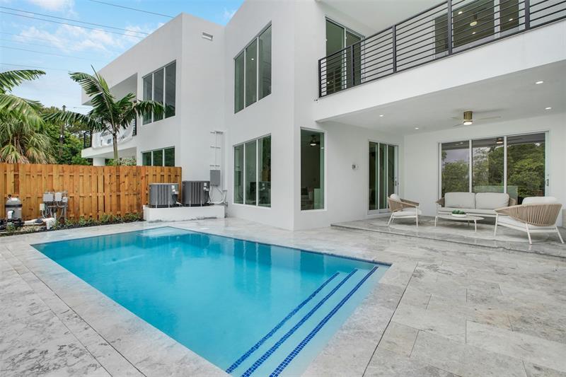 Image 10 of 22 For 1133 18 Court  1133